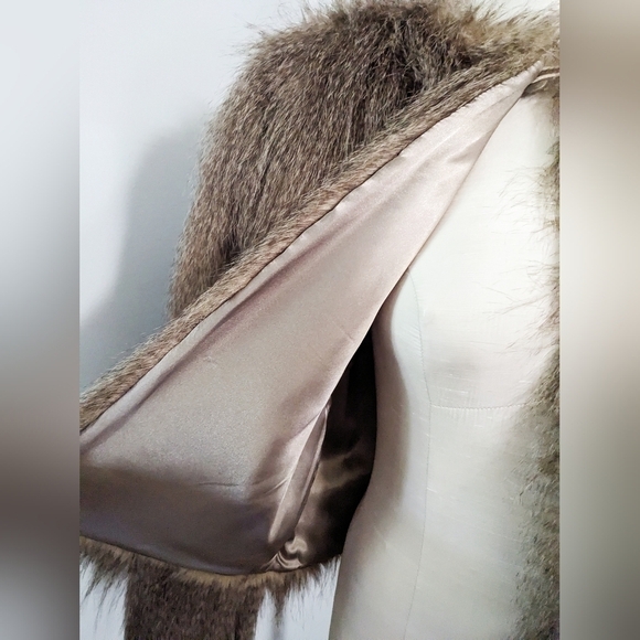 Johnnie B Mini Boden Faux Fur Swing Coat Jacket Girls 13-14Y holiday party - Picture 6 of 8